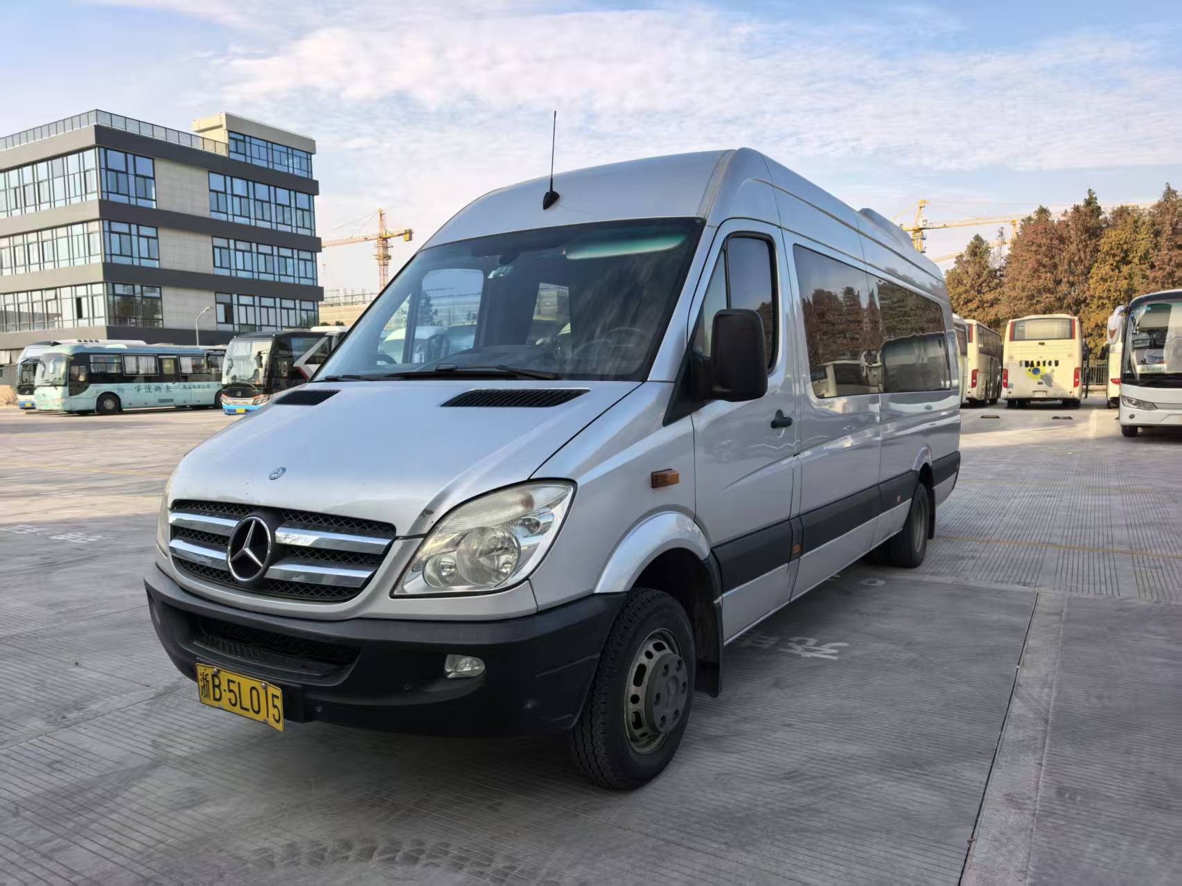 Fairly used Mercedes Benz sprinted, 20 seats;year 2013